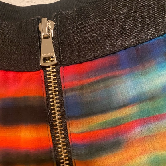 Bebe Chiffon asymmetrical skirt size 4 - Picture 8 of 8